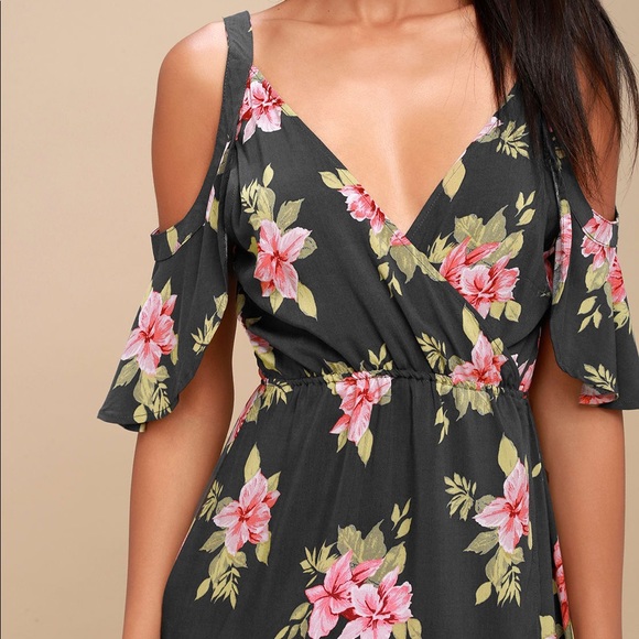 Lulu’s CHARCOAL GREY FLORAL WRAP DRESS - Picture 3 of 8